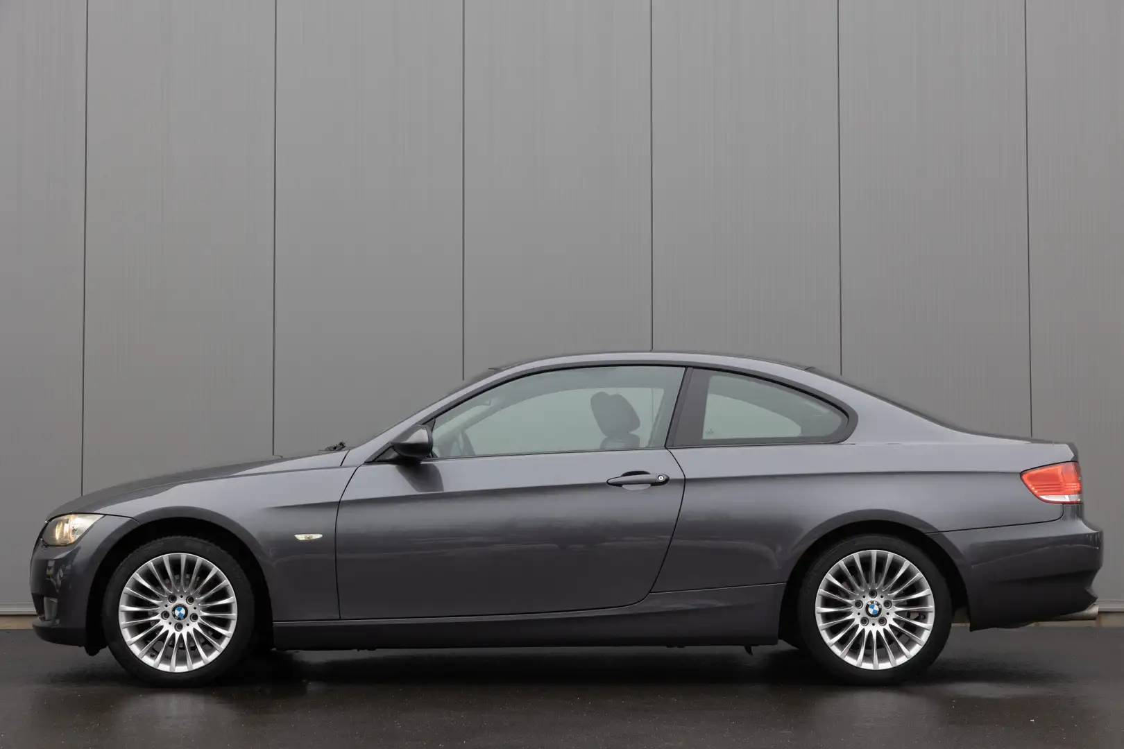 BMW 320 Coupé | NL- AUTO | HISTORIE AANWEZIG | CLIMATE | C Grau - 2