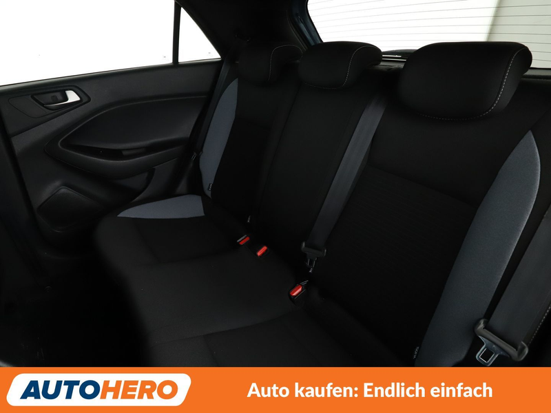 Hyundai i20 1.2 YES! Plus*SPUR*CAM*PDC*SHZ*KLIMA*TEMPO* — photo 14
