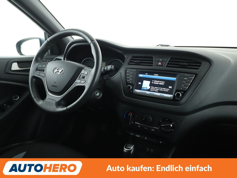 Hyundai i20 1.2 YES! Plus*SPUR*CAM*PDC*SHZ*KLIMA*TEMPO* — photo 13