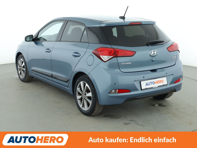 Hyundai i20 1.2 YES! Plus*SPUR*CAM*PDC*SHZ*KLIMA*TEMPO* — photo 4