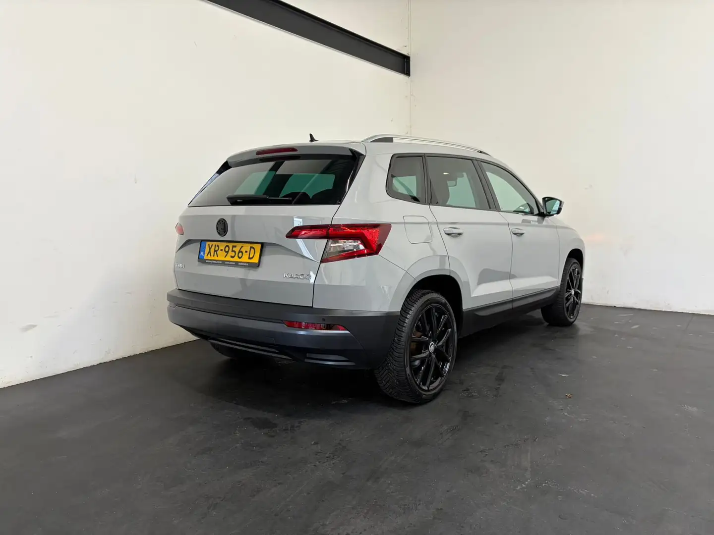 Skoda Karoq 1.0 TSI Clever Edition Grey - 2