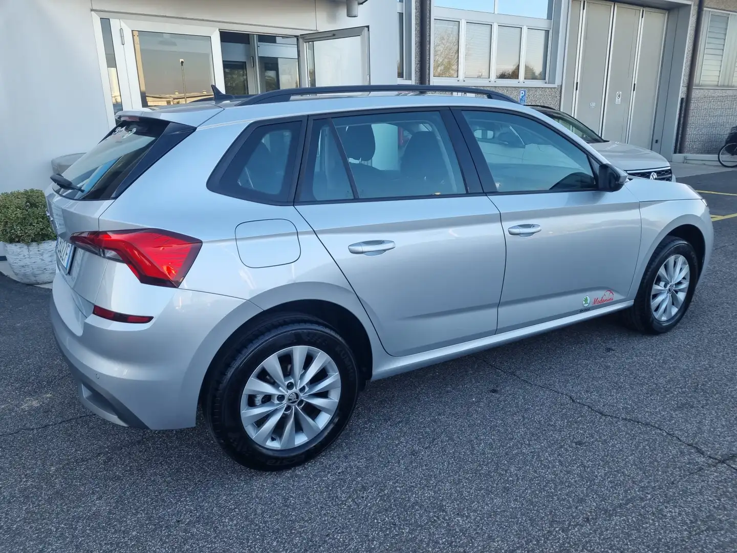 Skoda Kamiq Kamiq 2019 1.0 tsi Ambition 95cv Argento - 2