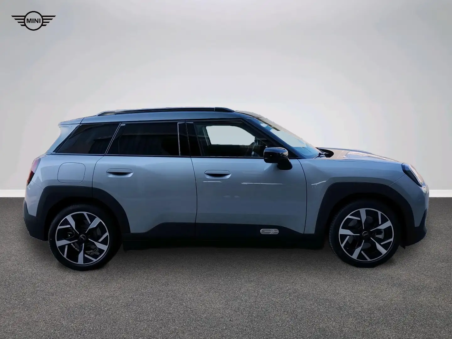 MINI Aceman All-Electric MINI Aceman SE Šedá - 2