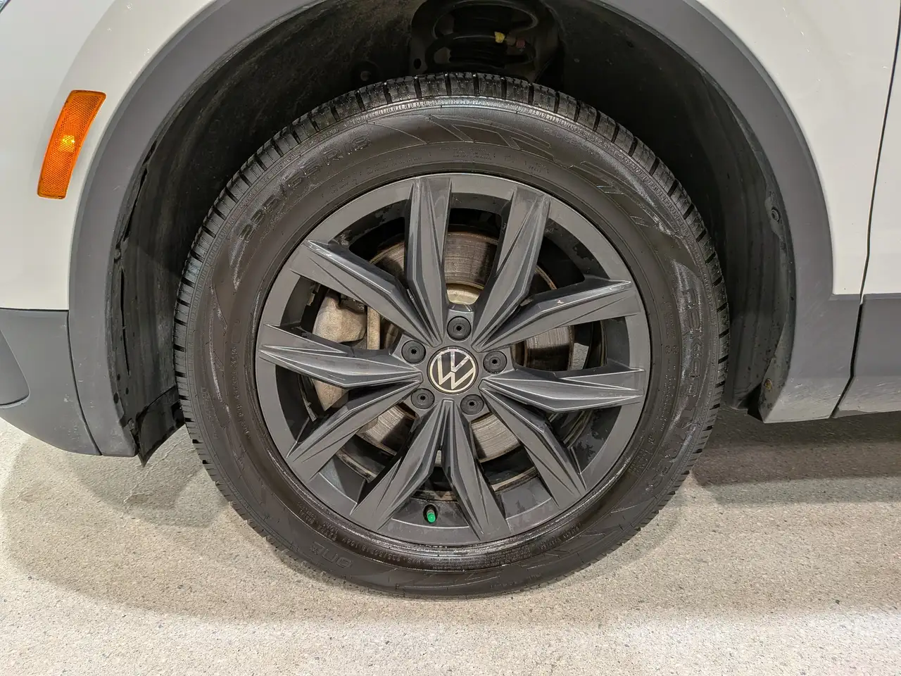 Volkswagen Tiguan снимка Volkswagen Tiguan