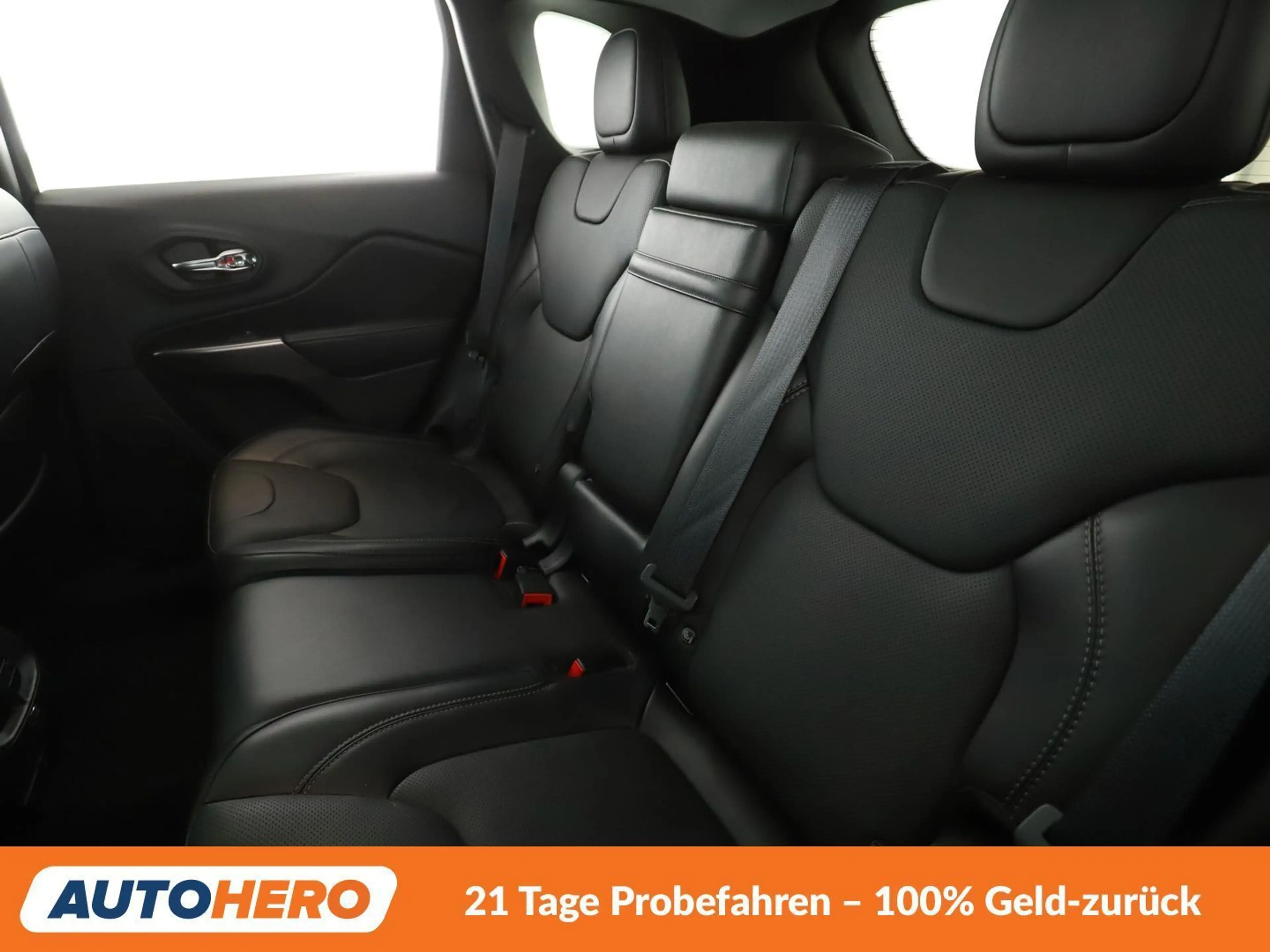 Jeep Cherokee 2.2 M-Jet Overland 4x4 Aut.*NAVI*ACC*PDC*SHZ* — photo 14