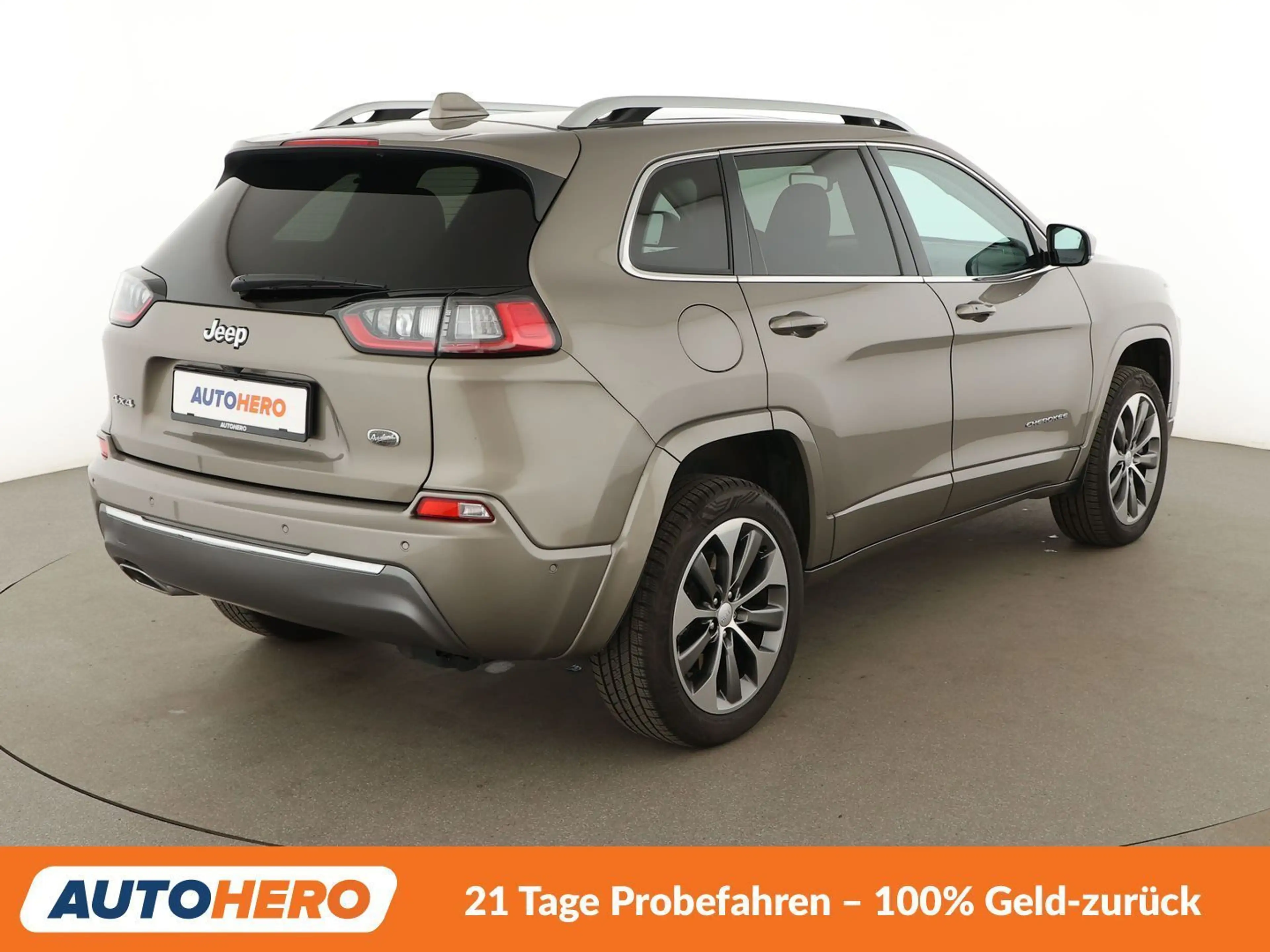 Jeep Cherokee 2.2 M-Jet Overland 4x4 Aut.*NAVI*ACC*PDC*SHZ* — photo 6
