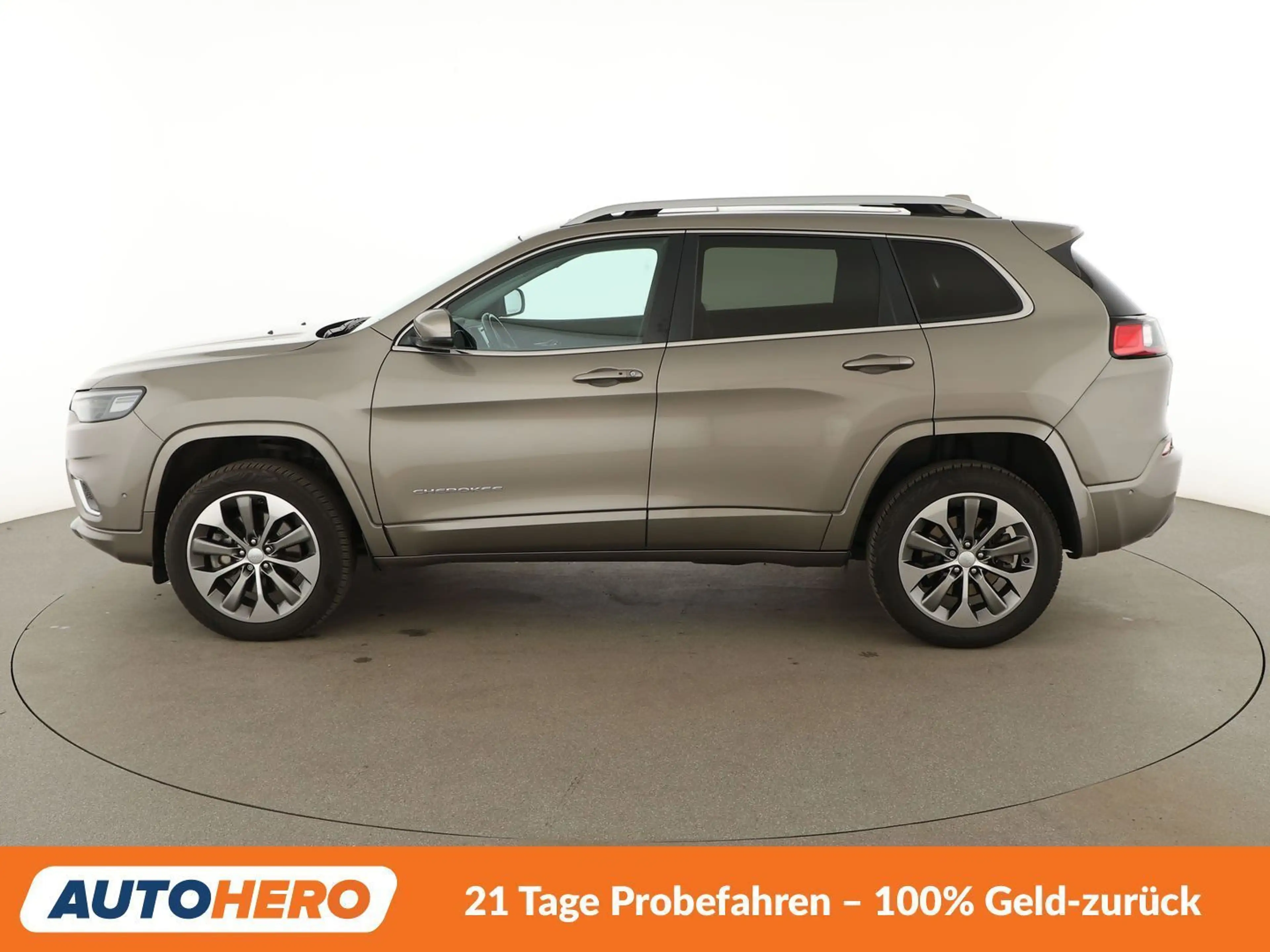 Jeep Cherokee 2.2 M-Jet Overland 4x4 Aut.*NAVI*ACC*PDC*SHZ* — photo 3
