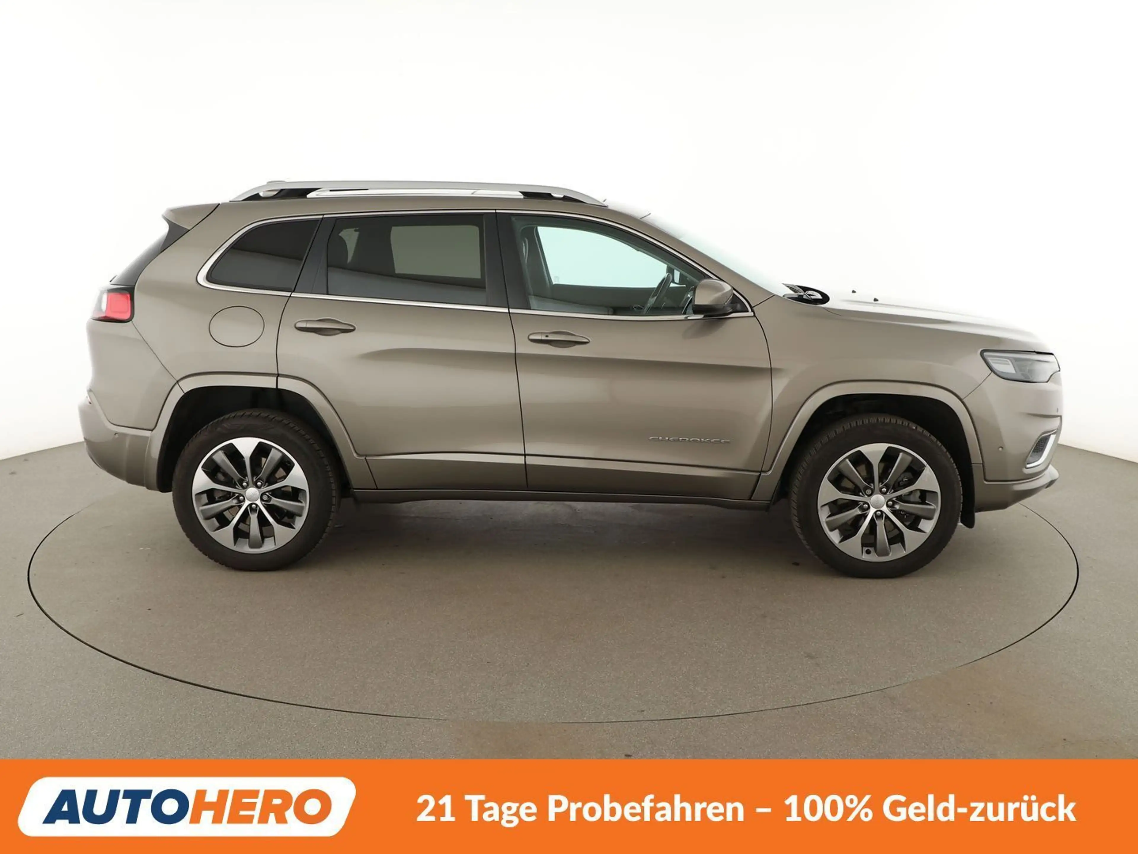 Jeep Cherokee 2.2 M-Jet Overland 4x4 Aut.*NAVI*ACC*PDC*SHZ* — photo 7