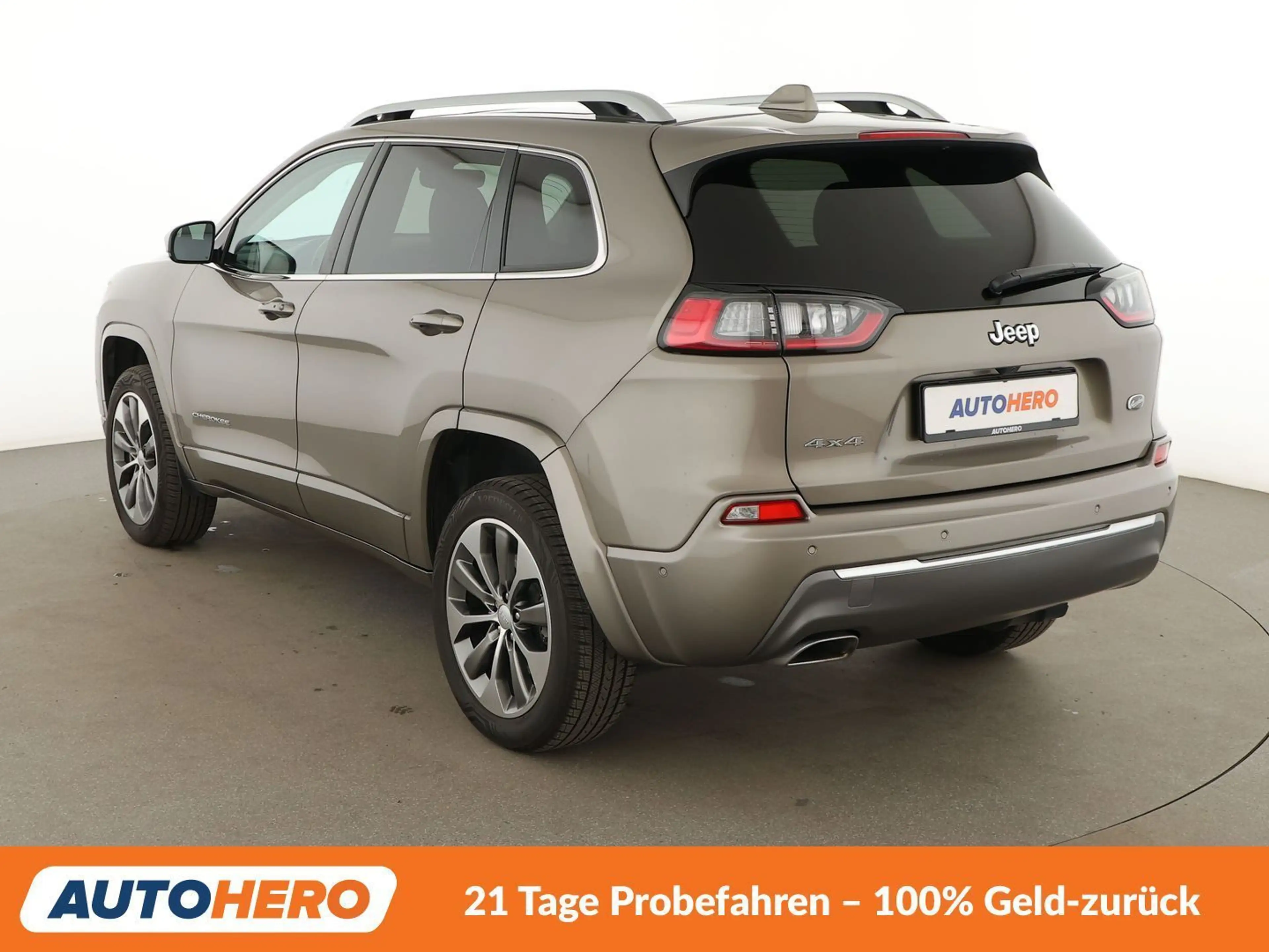 Jeep Cherokee 2.2 M-Jet Overland 4x4 Aut.*NAVI*ACC*PDC*SHZ* — photo 4