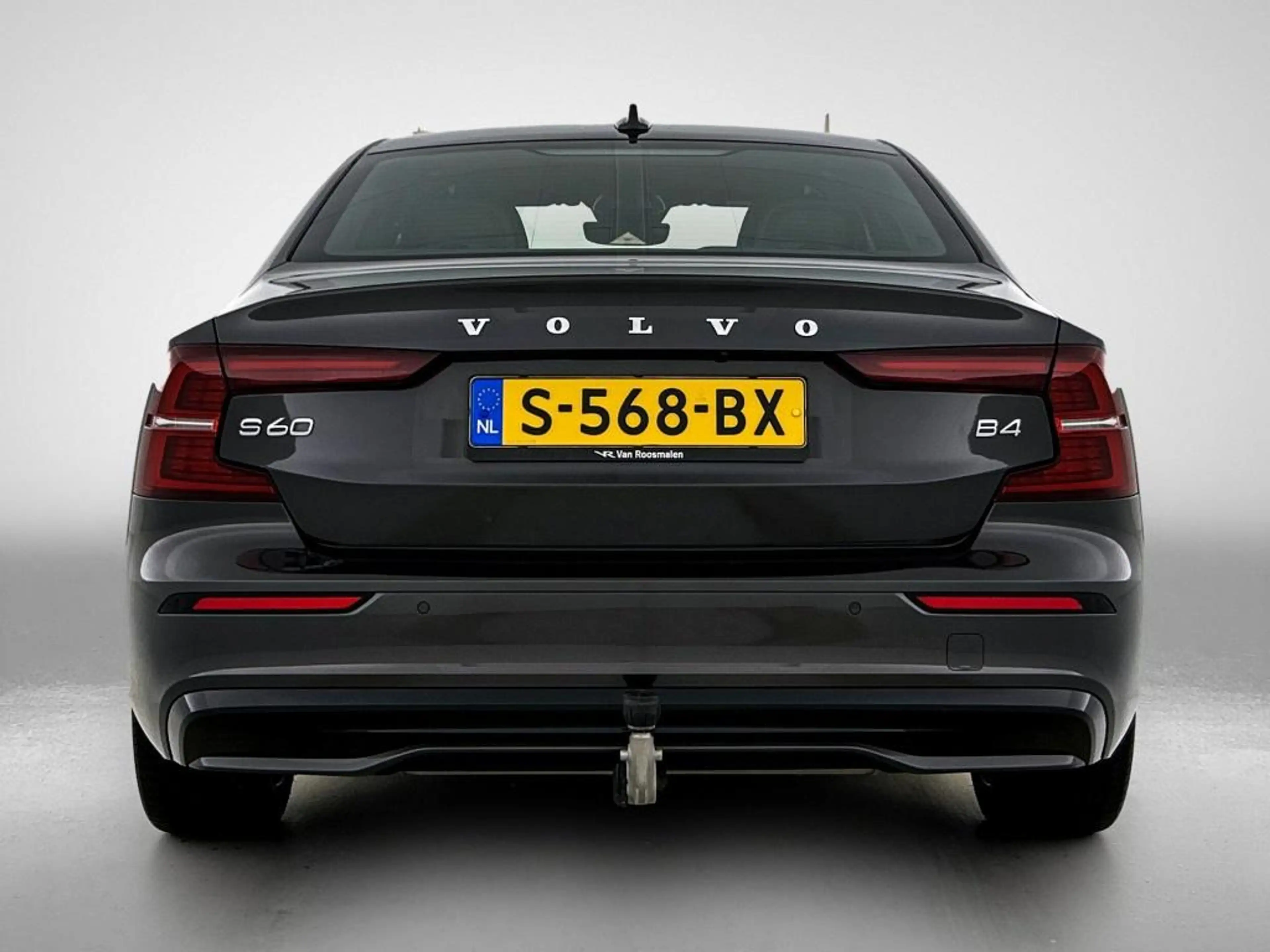 Volvo S60 2.0 B4 Plus Dark Sport interieur | Trekhaak | 19 i — photo 3