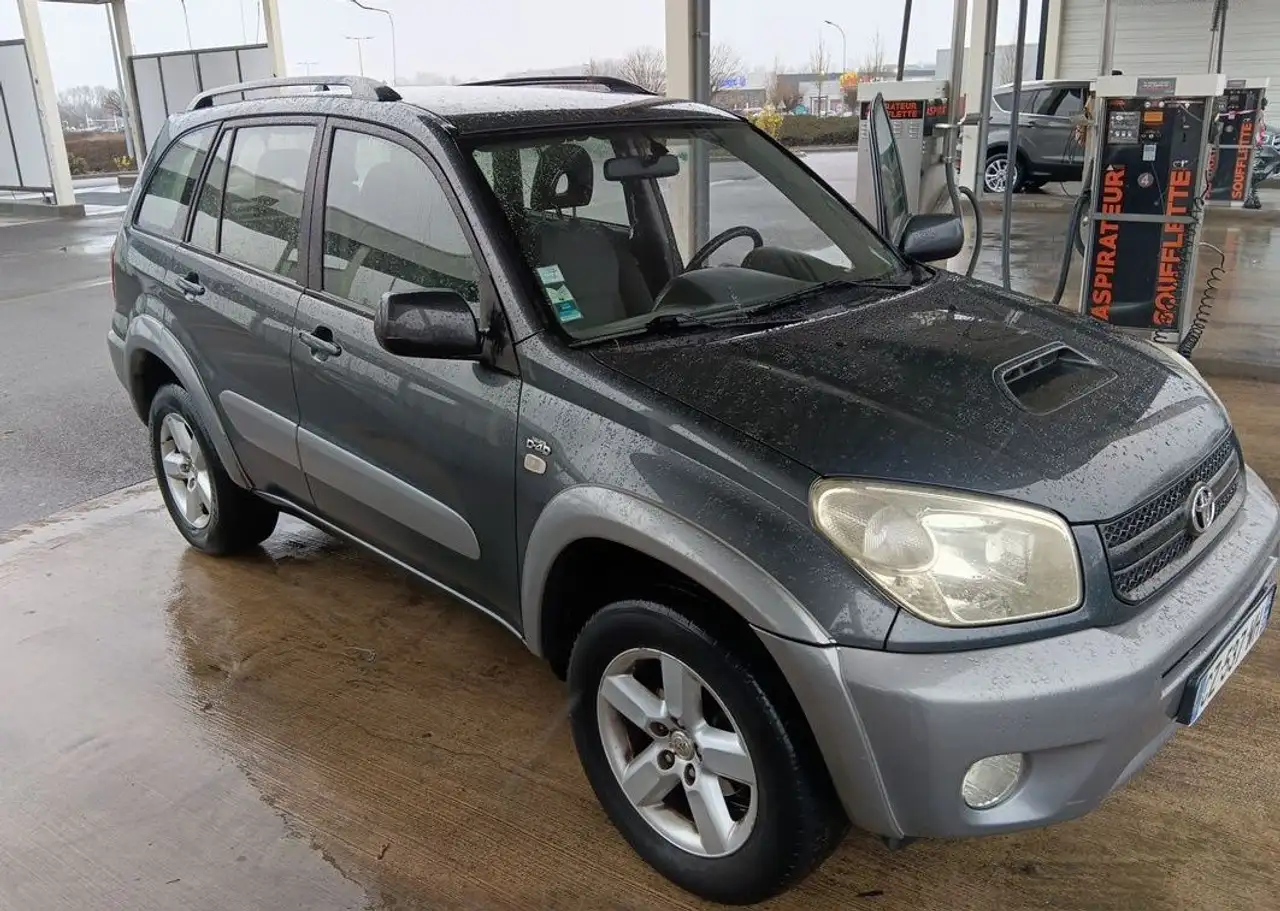 Toyota RAV 4 Beau pack 2004 tbe ct ok revise reprise