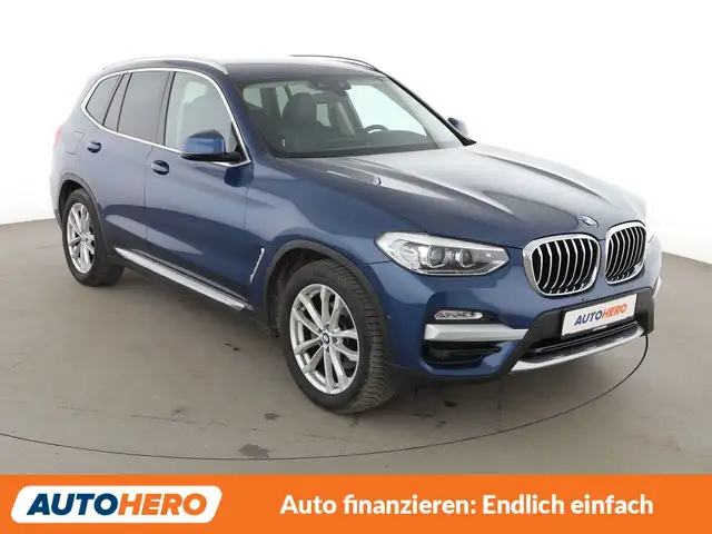 BMW X3 view 8