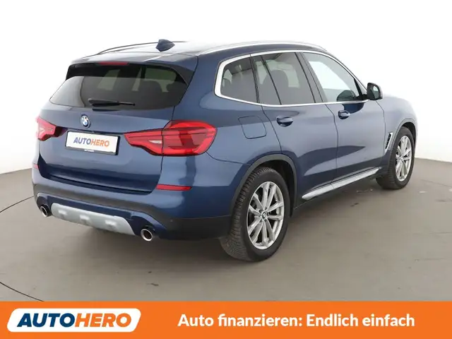 BMW X3 view 6