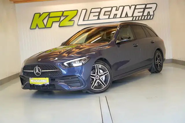 Mercedes-Benz C-Class view 12
