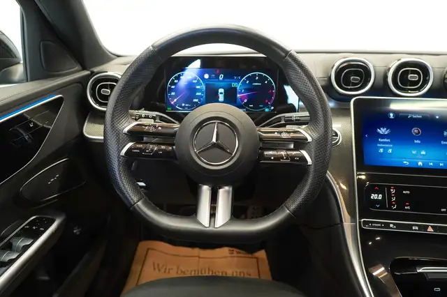 Mercedes-Benz C-Class view 30