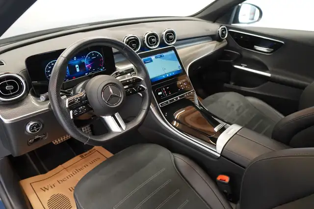 Mercedes-Benz C-Class view 17