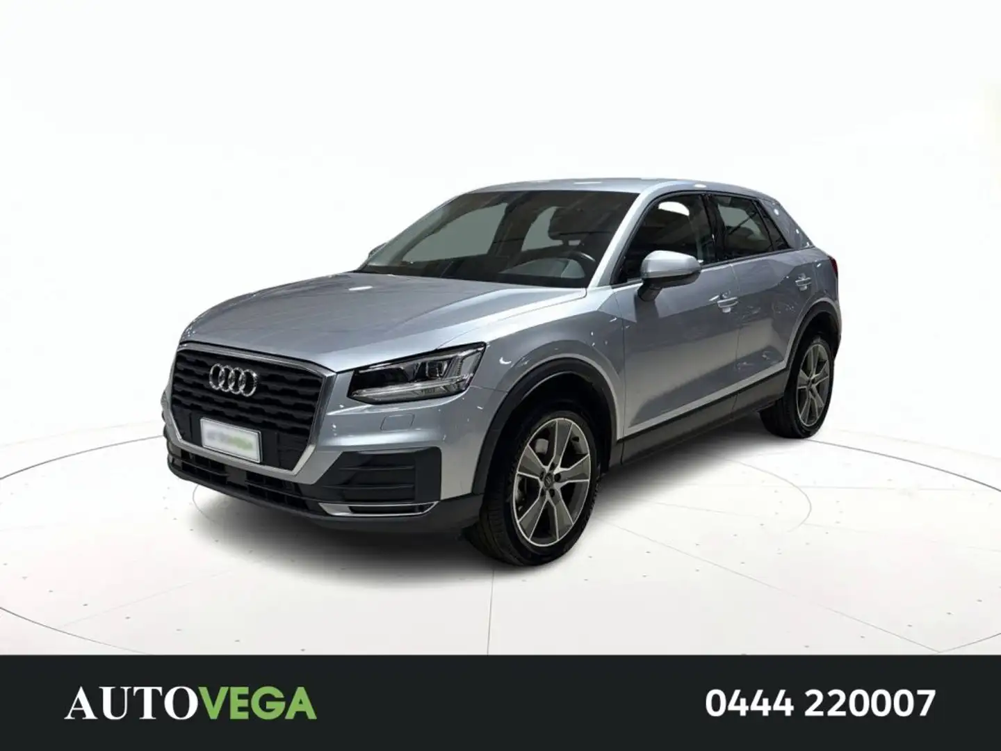 Audi Q2 1.4 tfsi design s-tronic Grijs - 1