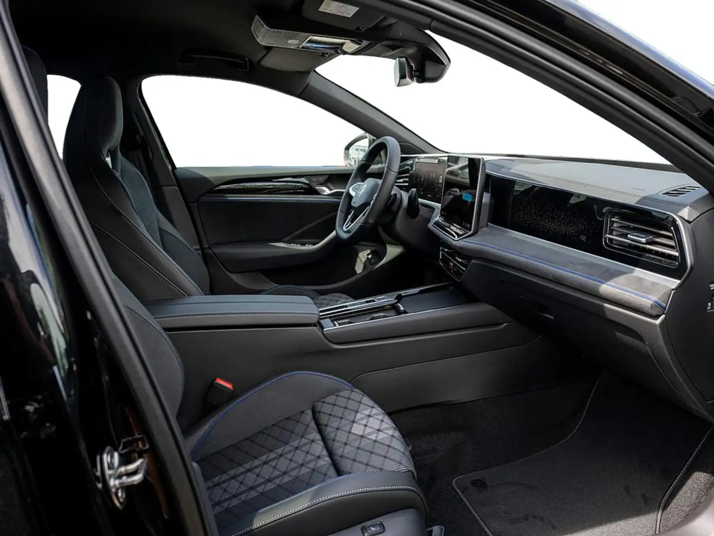 Volkswagen Passat Variant 1.5 eHybrid R-Line ACC 360° Schwarz - 2