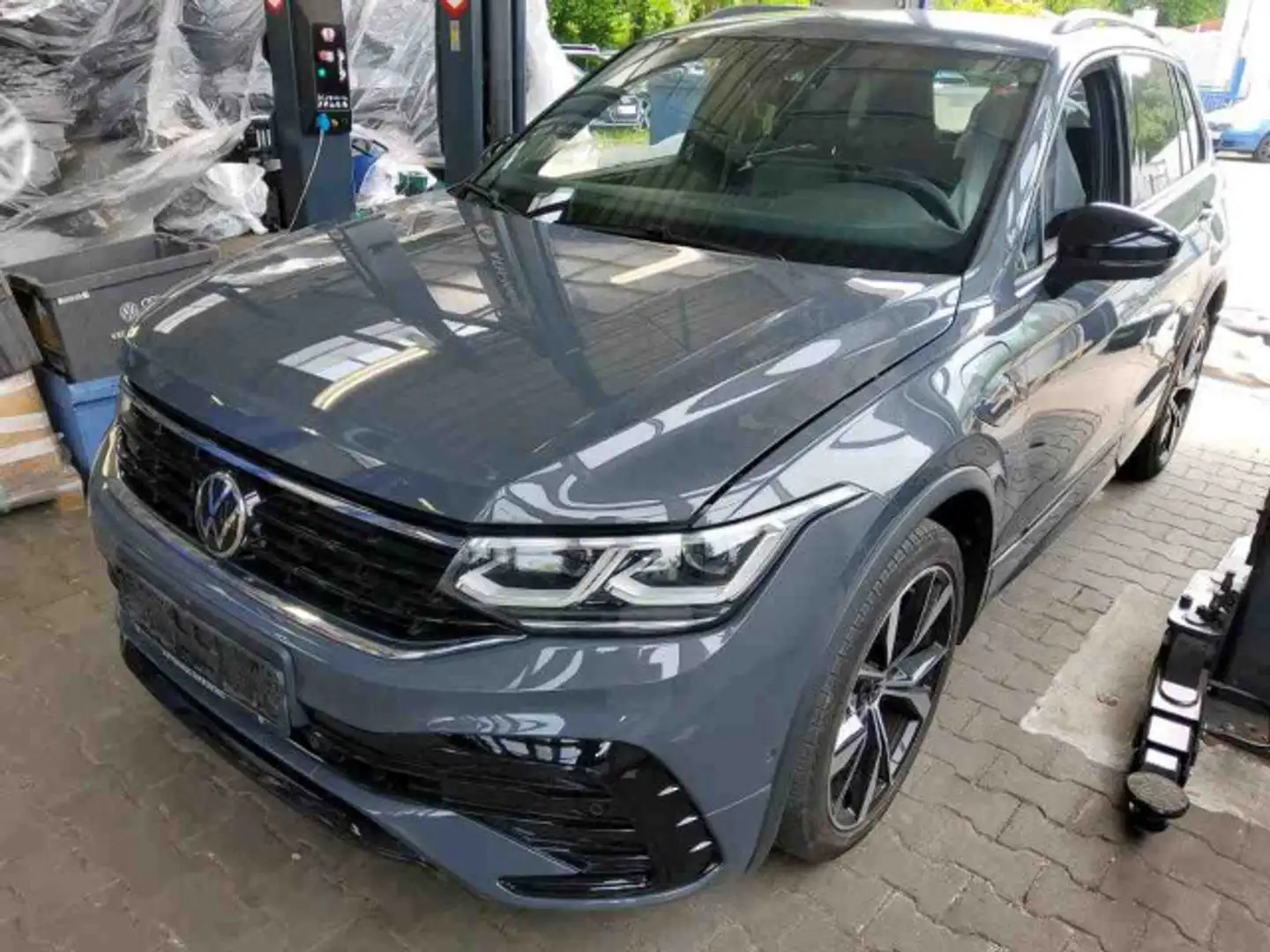 Volkswagen Tiguan 1.4 eHybrid R-LINE BLACKSTYLE MATRIX KAME Grau - 2