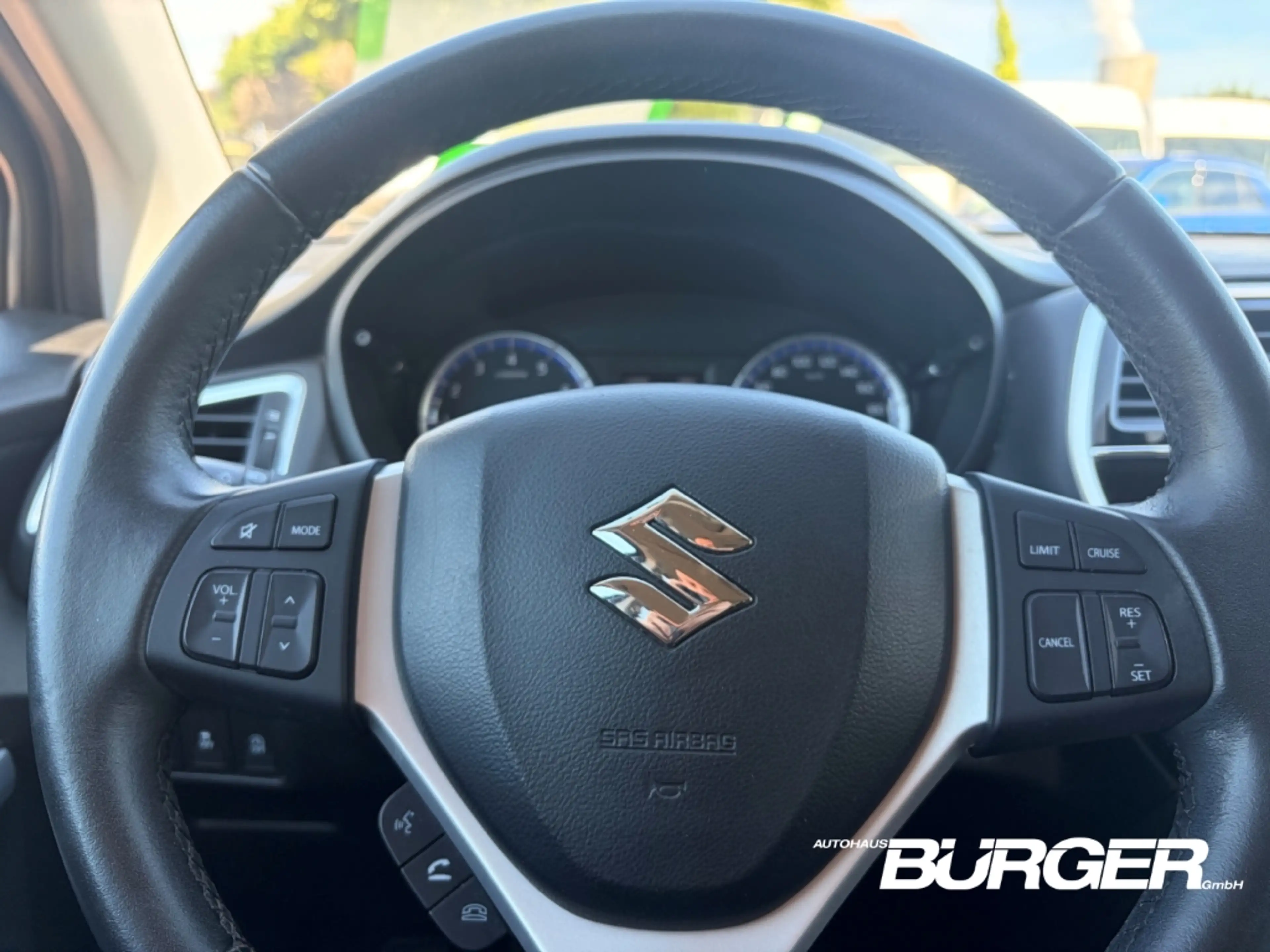 Suzuki SX4 S-Cross Comfort 1.0 Navi LED Tempomat SitzHZG Klimaauto — photo 12