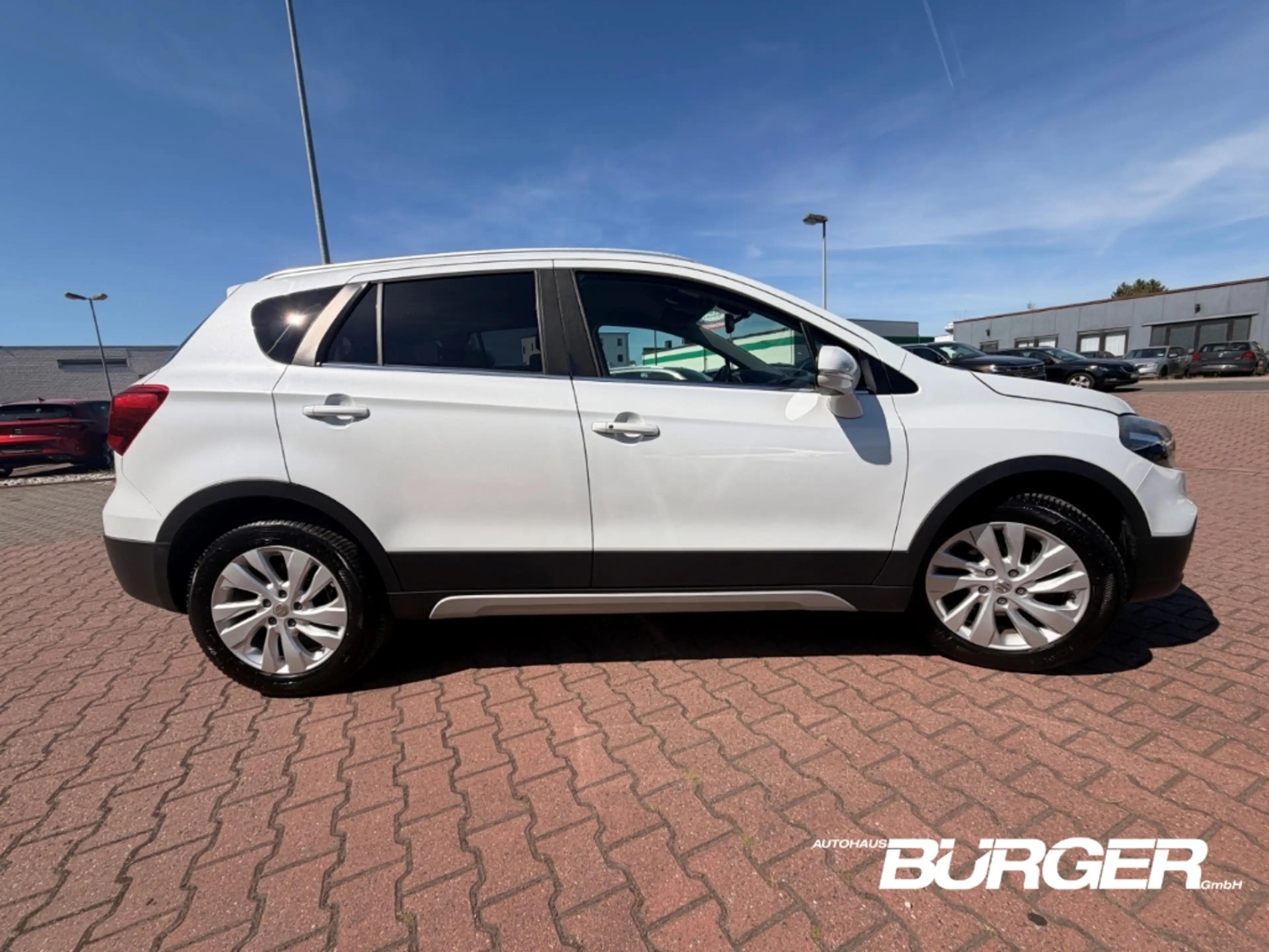 Suzuki SX4 S-Cross Comfort 1.0 Navi LED Tempomat SitzHZG Klimaauto — photo 3