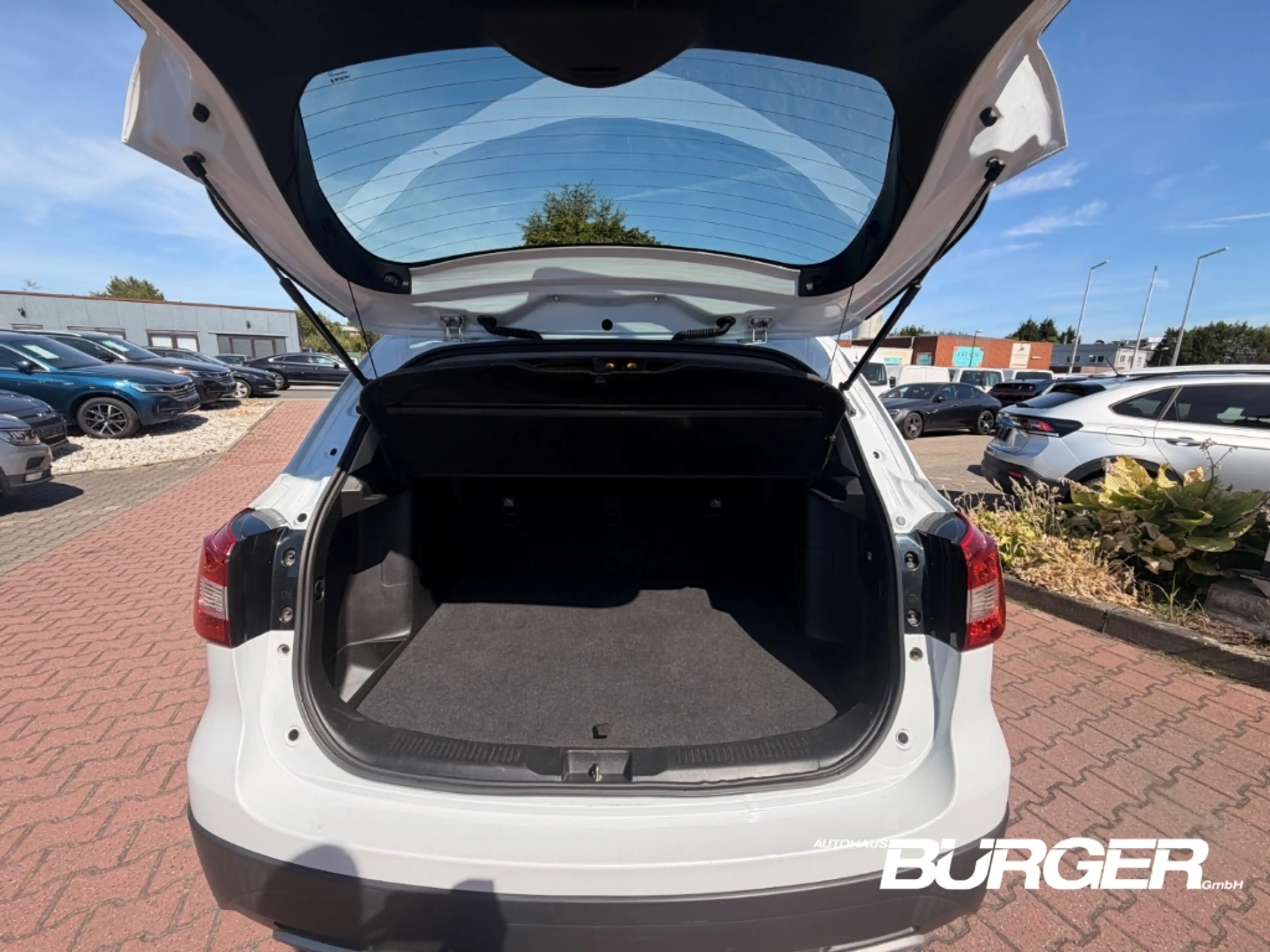 Suzuki SX4 S-Cross Comfort 1.0 Navi LED Tempomat SitzHZG Klimaauto — photo 10