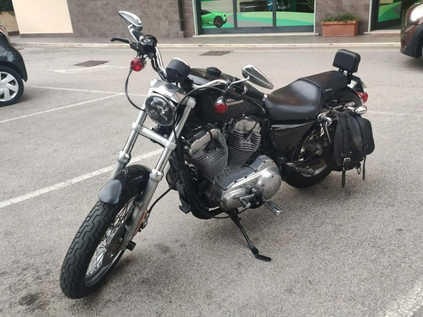 Harley-Davidson XL 883 Schwarz - 2