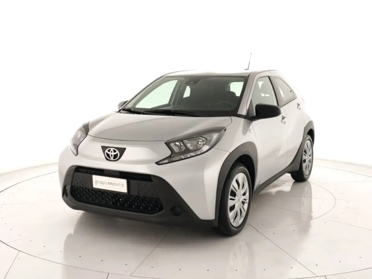 Toyota Aygo X 1.0 Active 72cv s-cvt Argento - 1