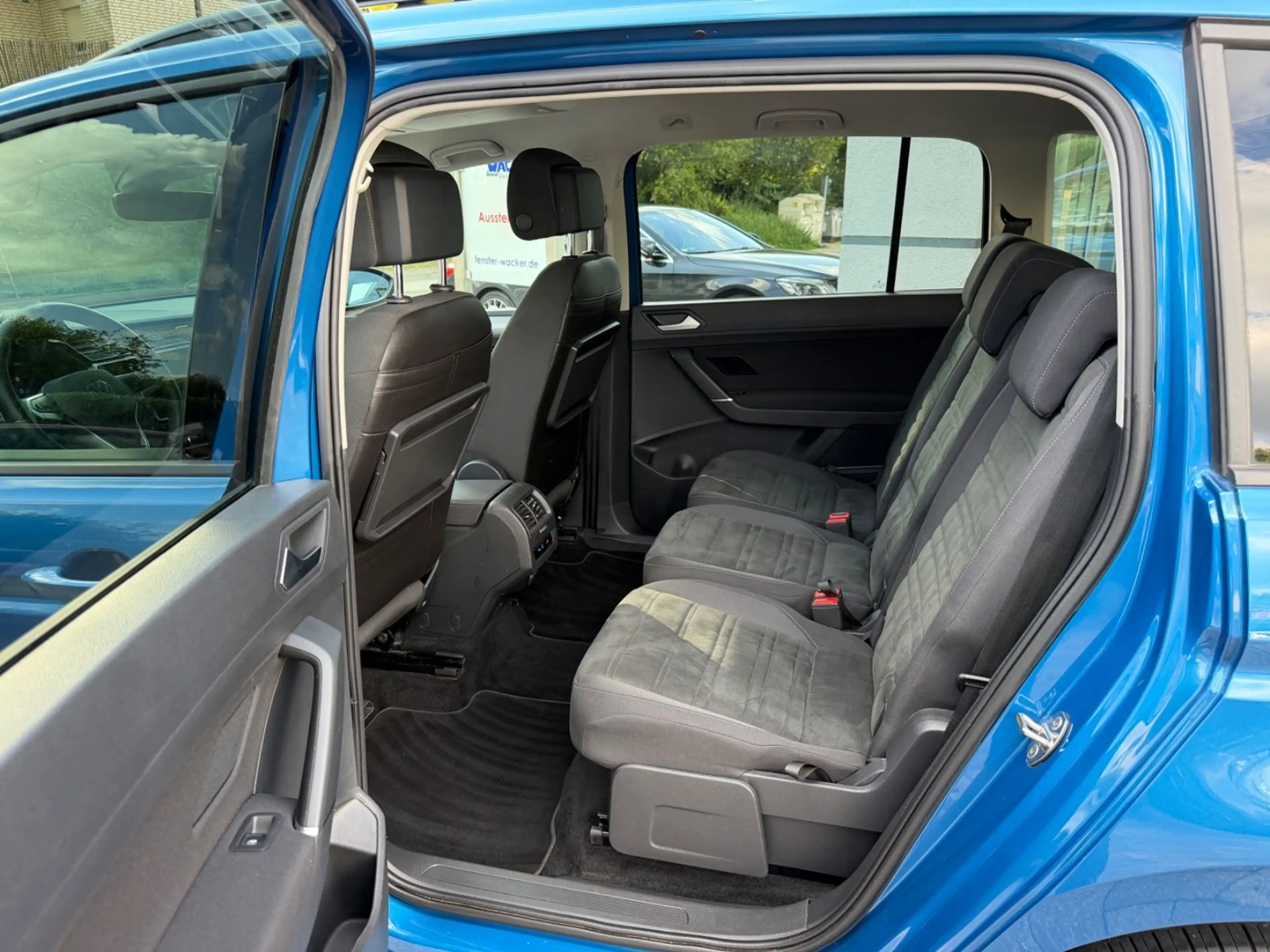 Volkswagen Touran 2.0 TDI DSG IQ.Drive Comfortline*Massage* — photo 15