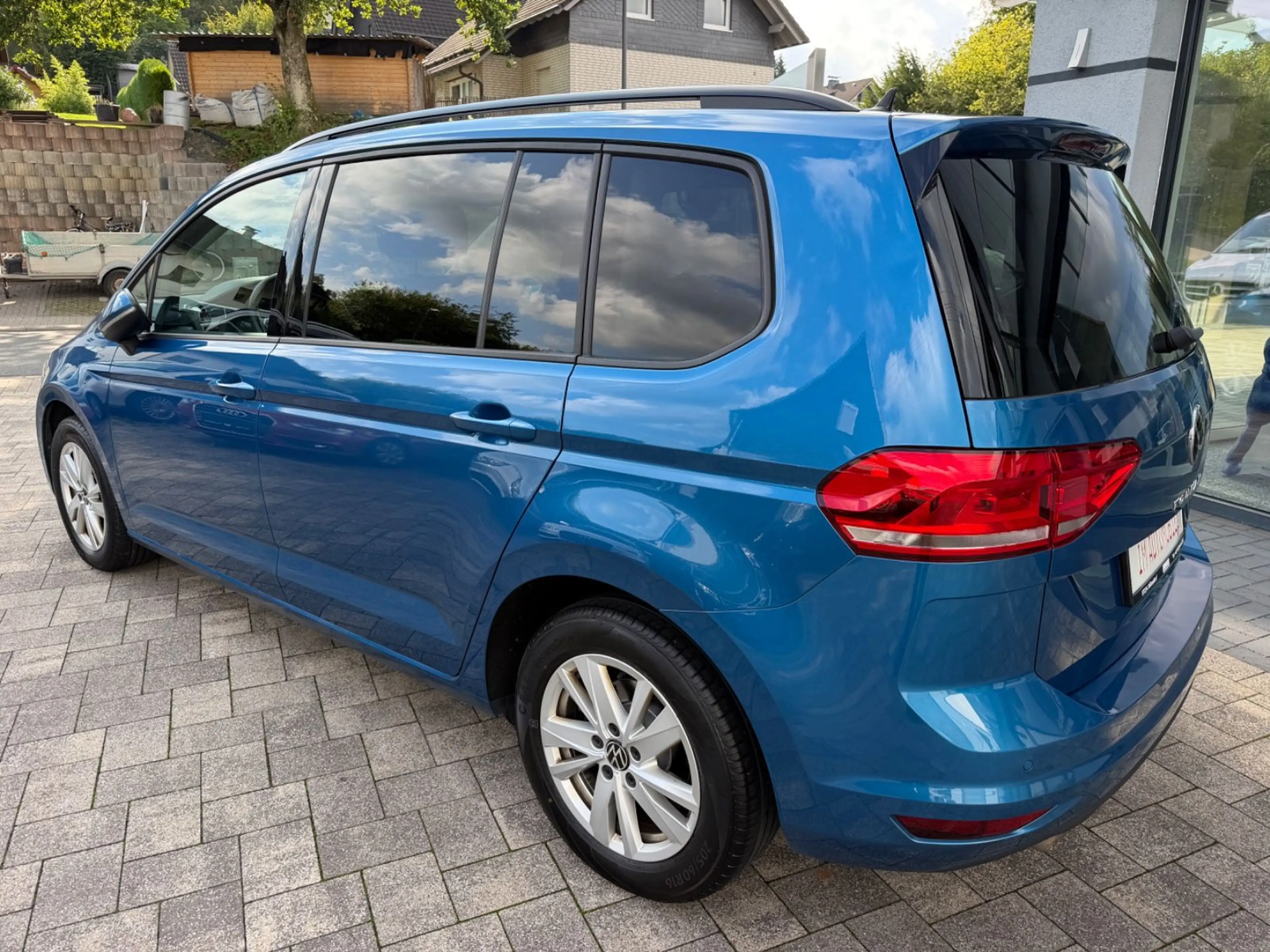Volkswagen Touran 2.0 TDI DSG IQ.Drive Comfortline*Massage* — photo 5
