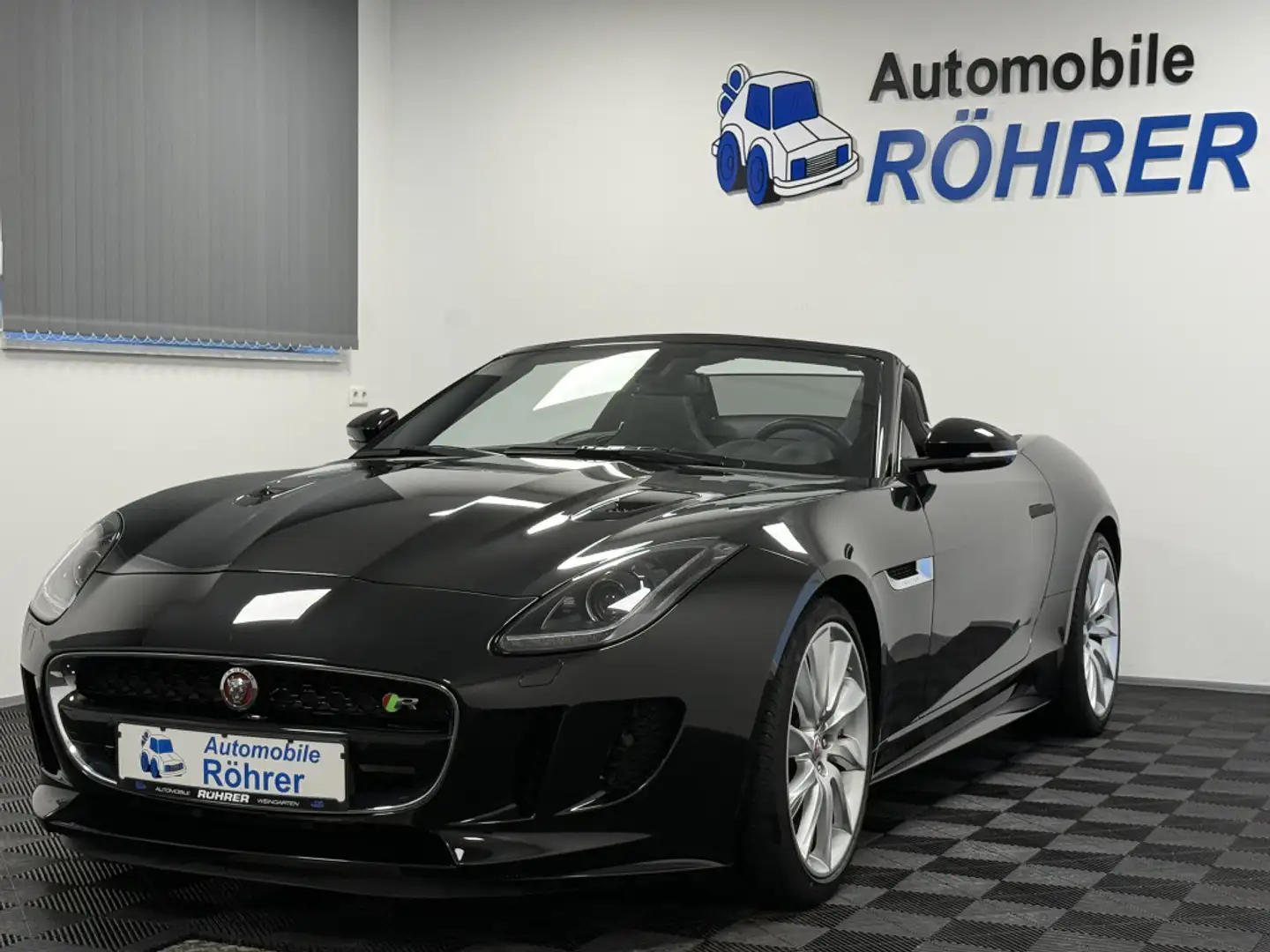 Jaguar F-Type 5.0 V8 Kompressor AWD R-Performance crna - 1