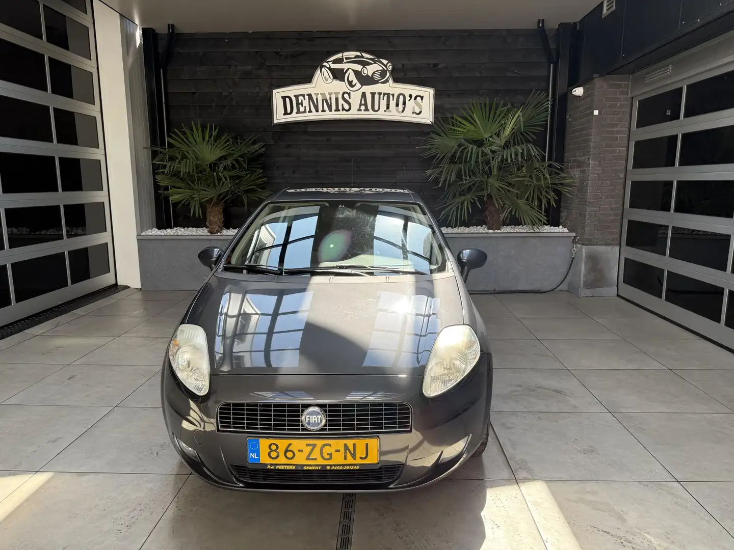 Fiat Grande Punto 1.4 Dynamic met AIRCO! Gris - 2