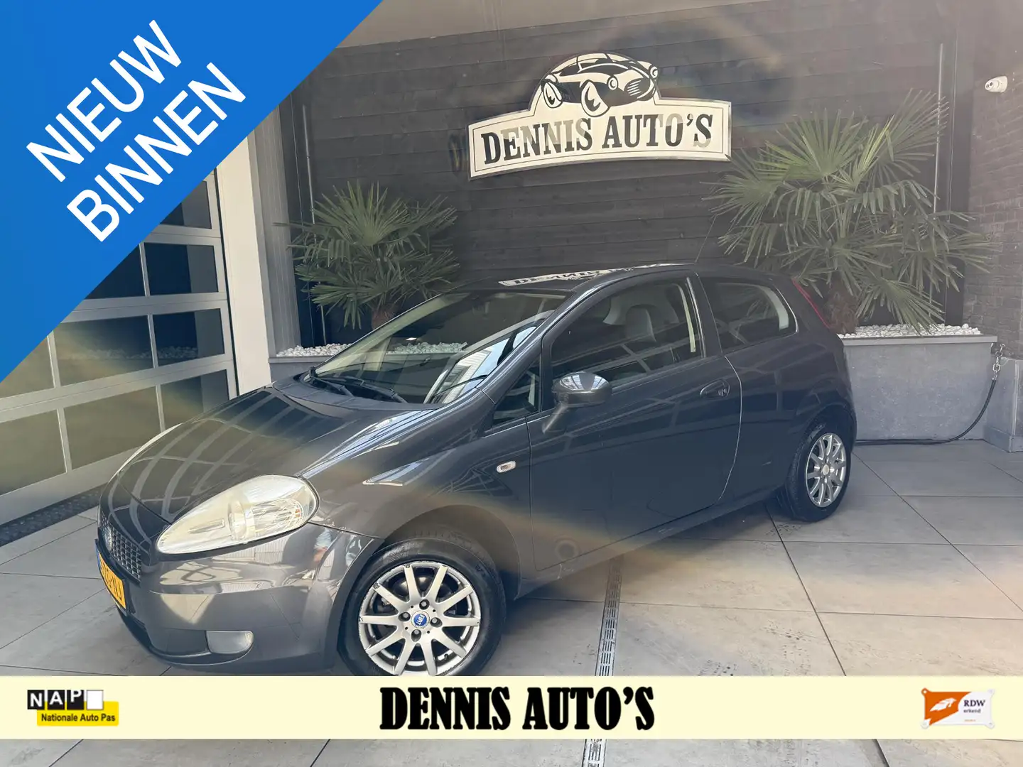 Fiat Grande Punto 1.4 Dynamic met AIRCO! Gris - 1