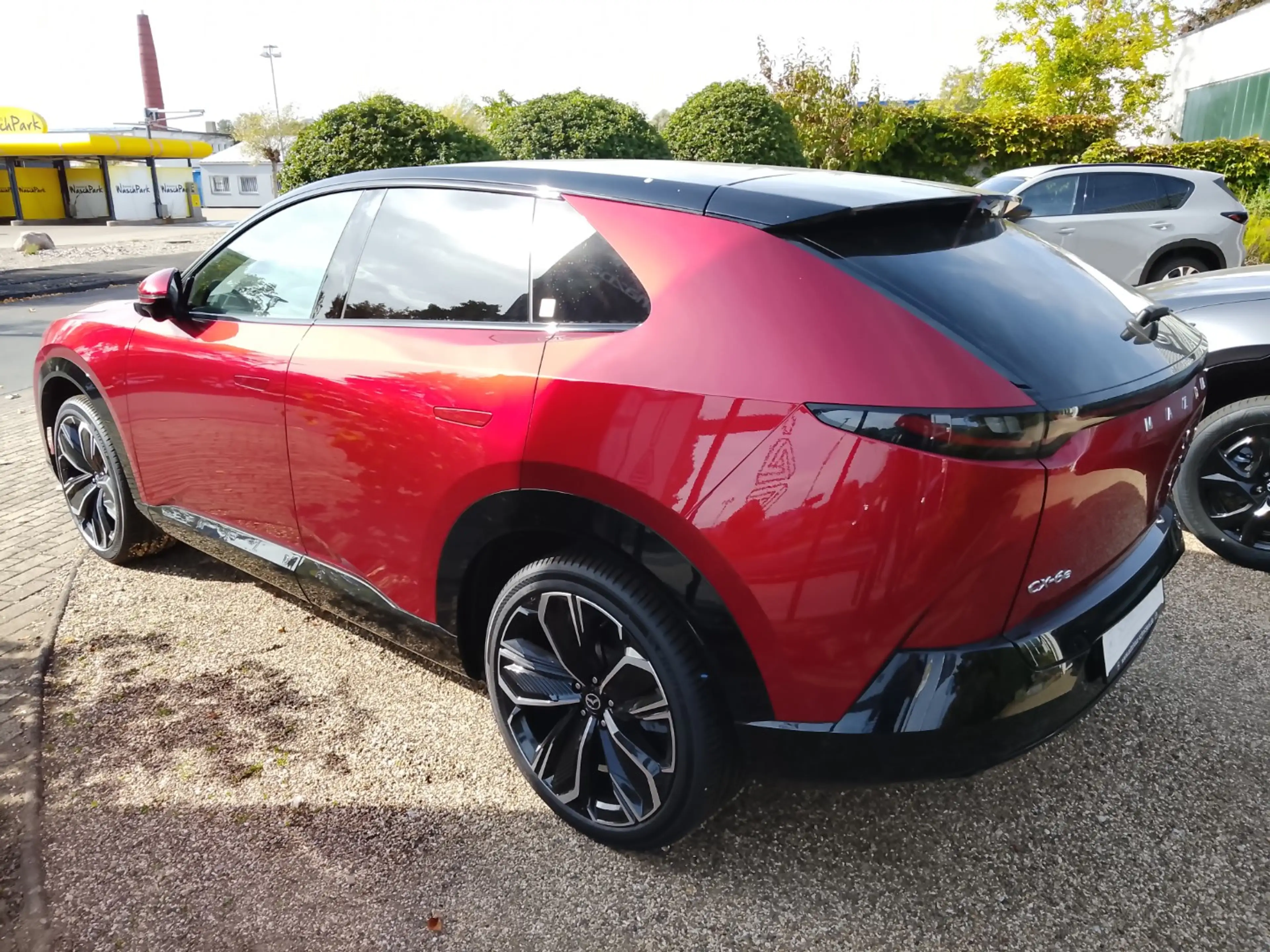Mazda CX-6e RWD Takumi BKTR PABS 5WGN EV 258ps 1AT — photo 2