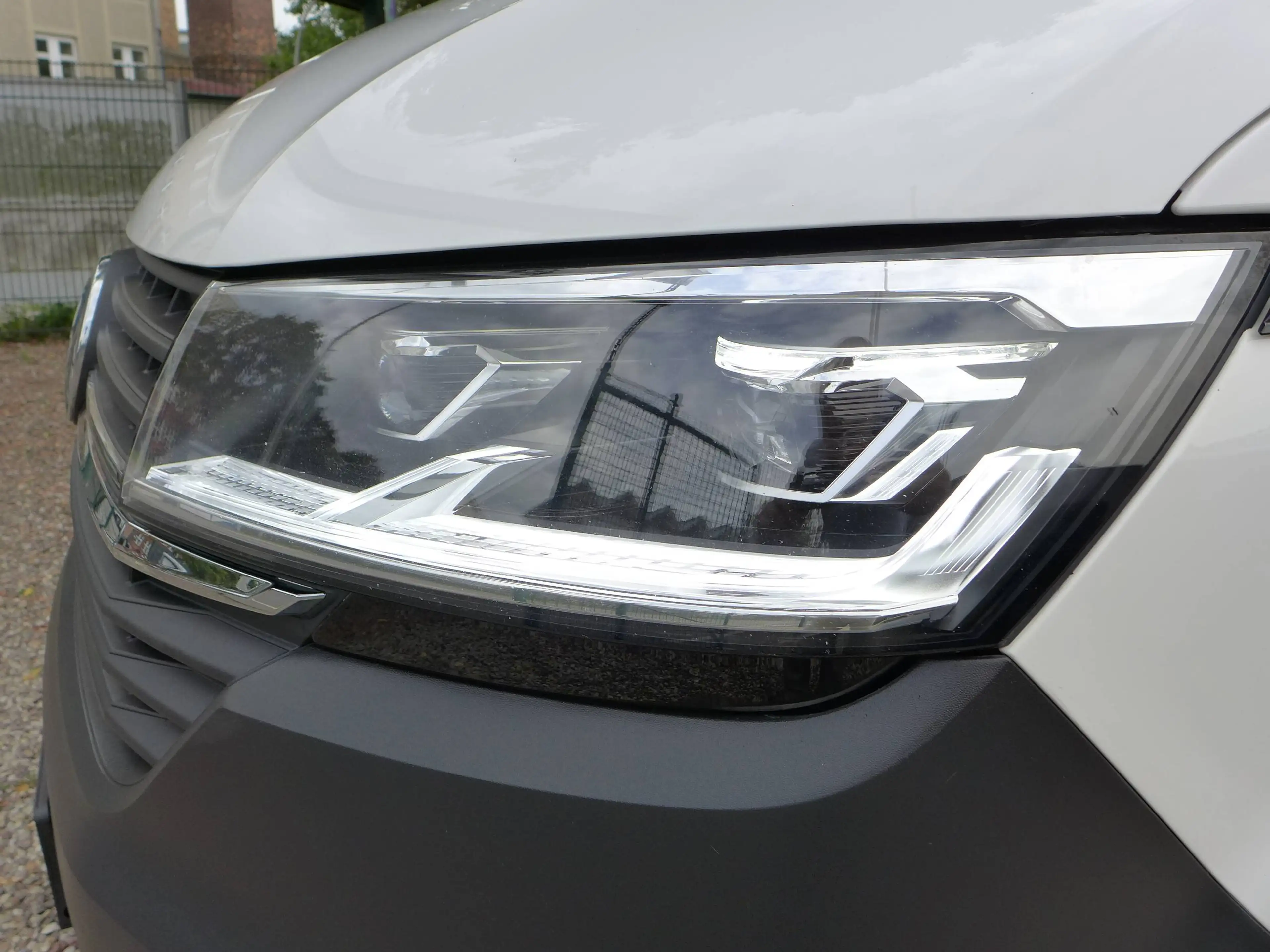 Volkswagen T6.1 Transporter Transporter T6.1 2.0 TDI DSG Kurz LED/NAVI/ACC/SideAssist — photo 4