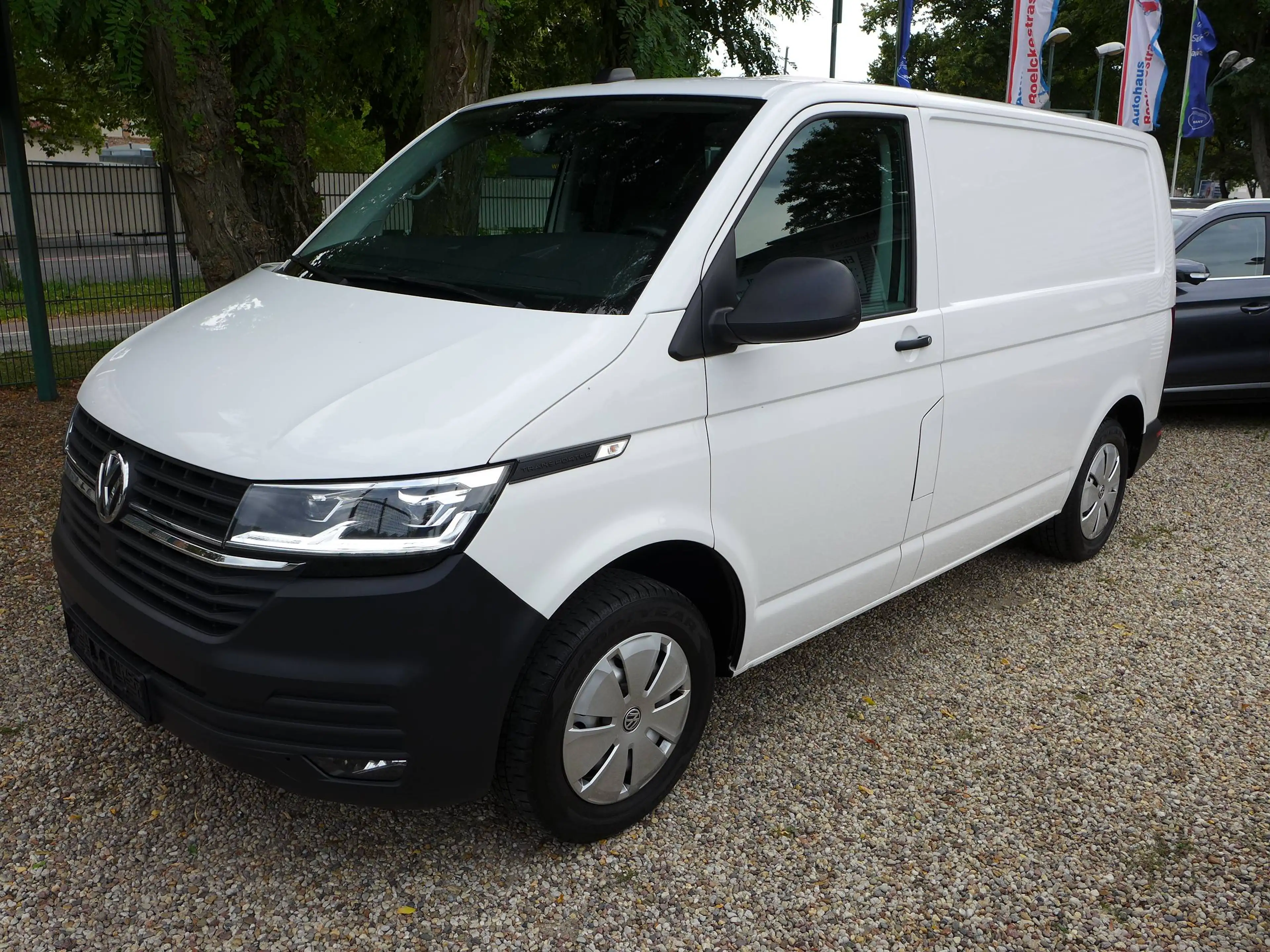 Volkswagen T6.1 Transporter Transporter T6.1 2.0 TDI DSG Kurz LED/NAVI/ACC/SideAssist