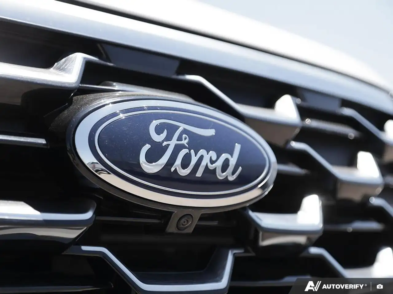 Ford Explorer снимка Ford Explorer