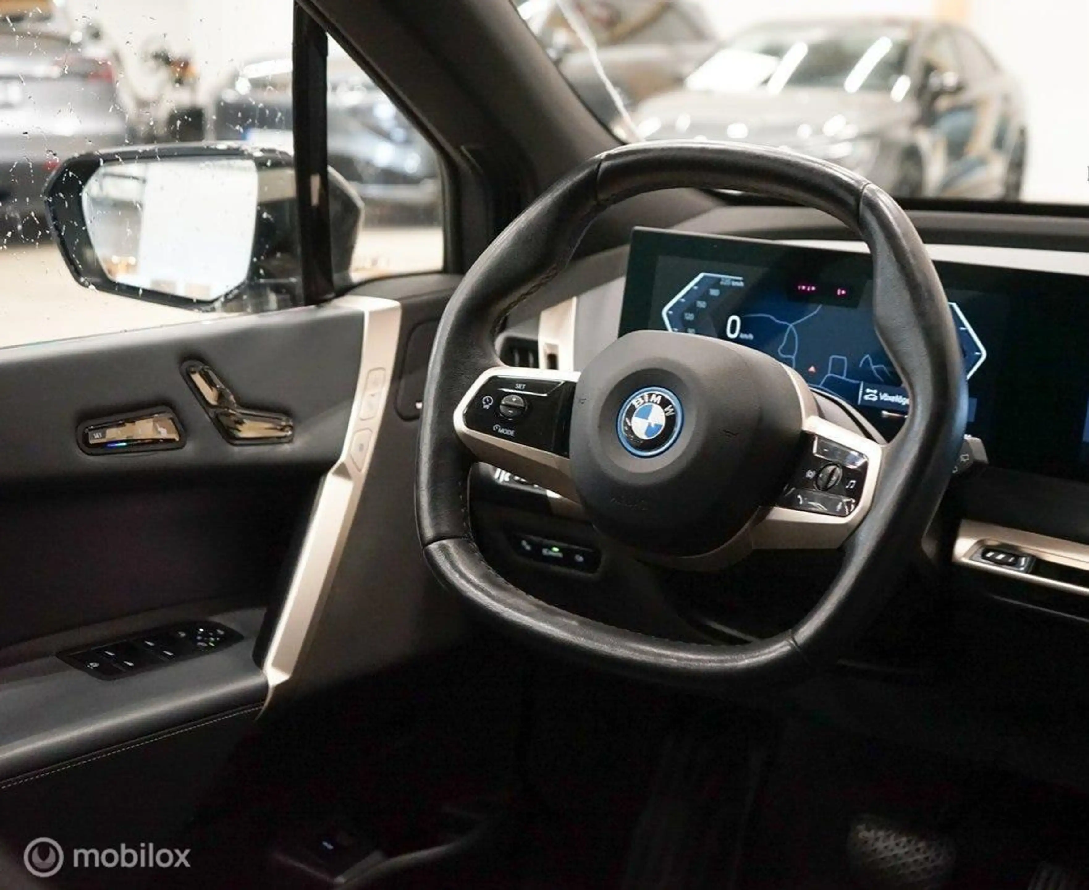 BMW iX xDrive40 High Executive 77 kWh Sport, H/K, Massage — photo 14