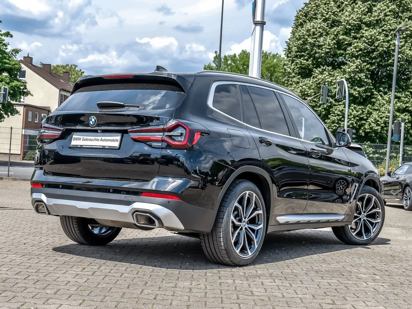 BMW X3 xDrive20d LC Prof. Standheiz. LED RFK DAB Schwarz - 2