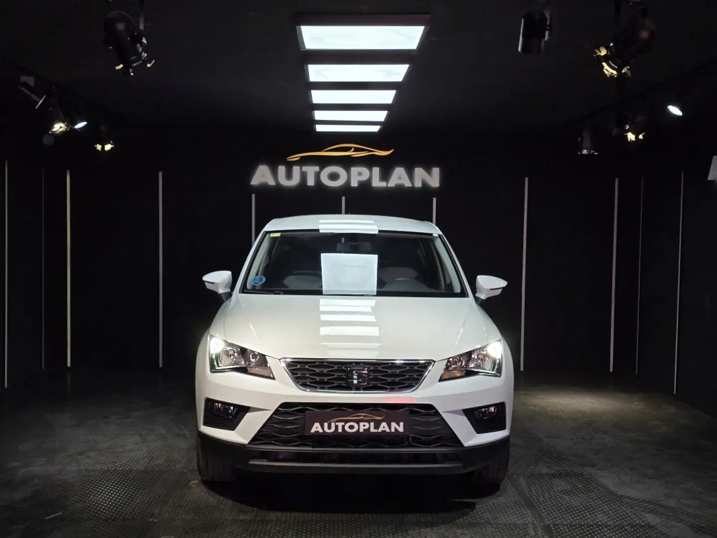 SEAT Ateca 1.6TDI CR S&S Ecomotive Reference Weiß - 2