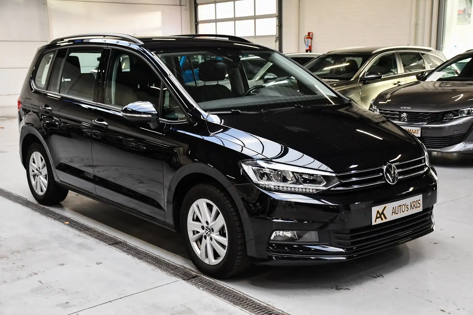 Volkswagen Touran 1.5 TSI Highline 7pl DSG - ALCANTARA / NAVI / ACC Noir - 2