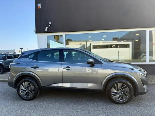 Nissan Qashqai view 6