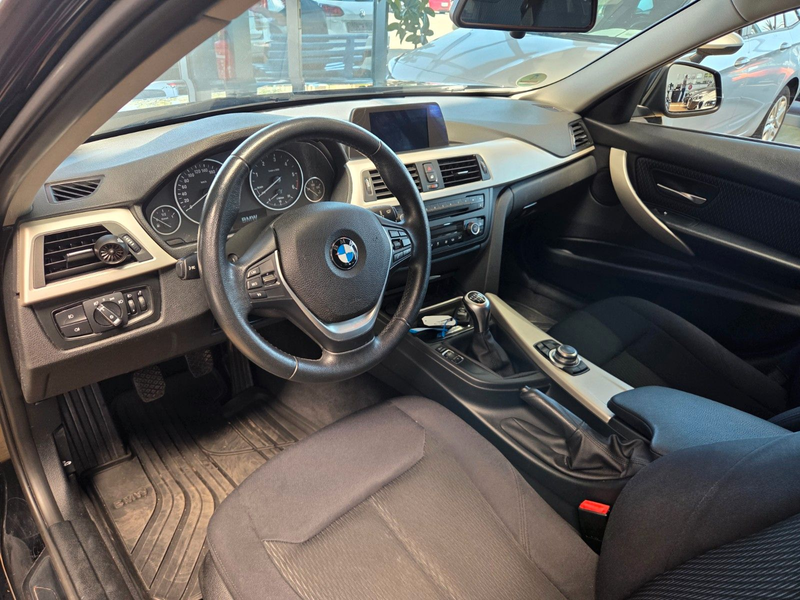 BMW 318 3 Touring 318 d — photo 10