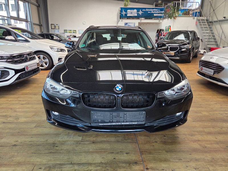 BMW 318 3 Touring 318 d — photo 2