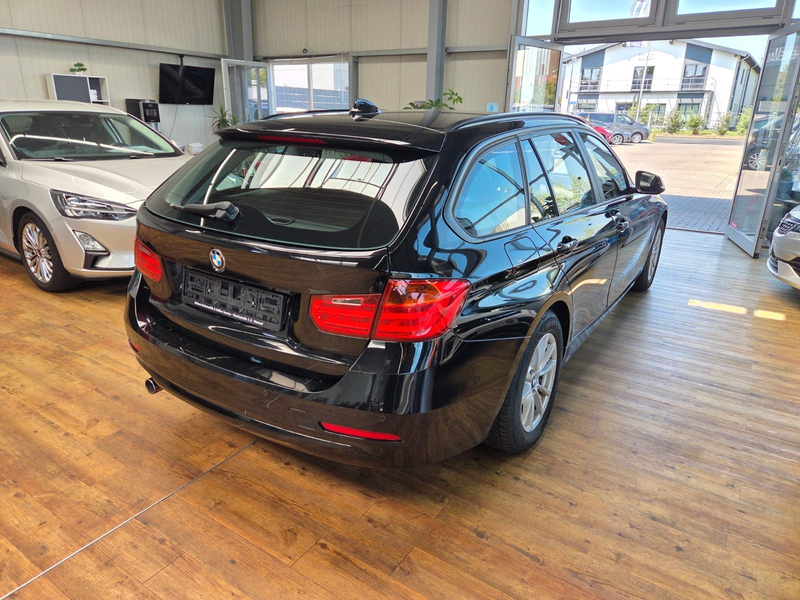 BMW 318 3 Touring 318 d — photo 6