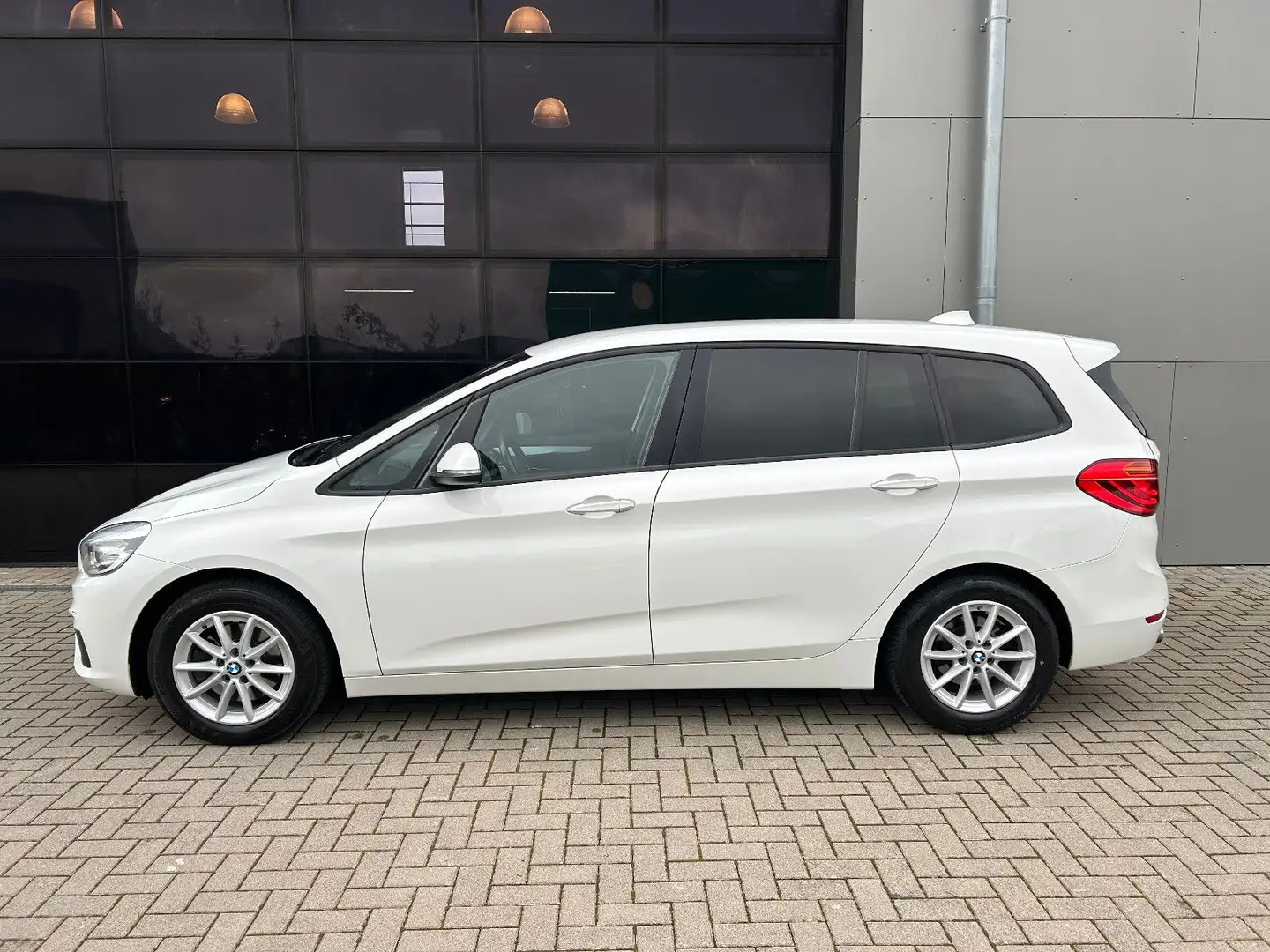 BMW 218 2.Hd.|Leder|voll Scheckheft Weiß - 2