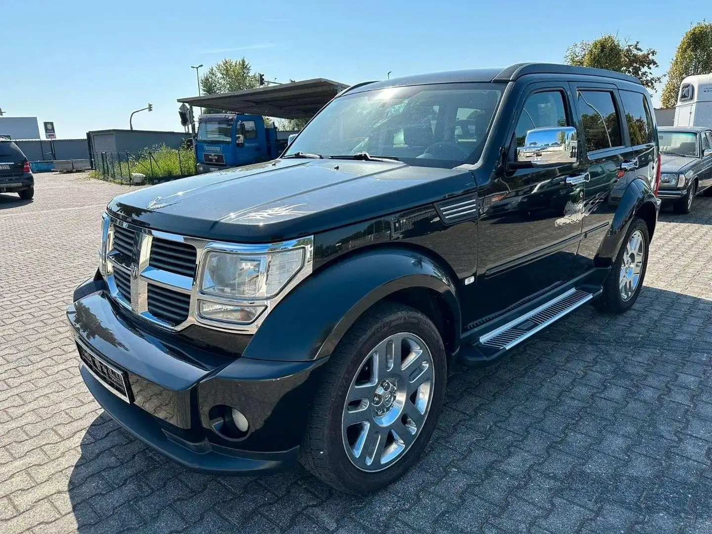 Dodge Nitro SXT/4X4/NAVI/LEDER/149TKM Negru - 2