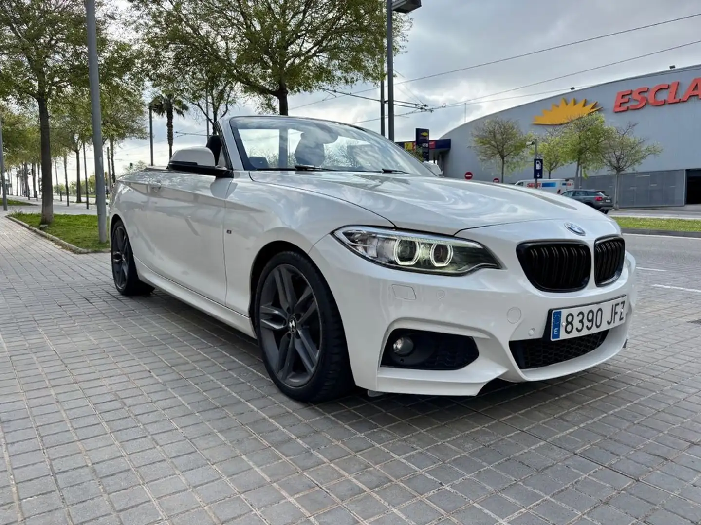 BMW 220 220d Cabrio Aut M” Wit - 2