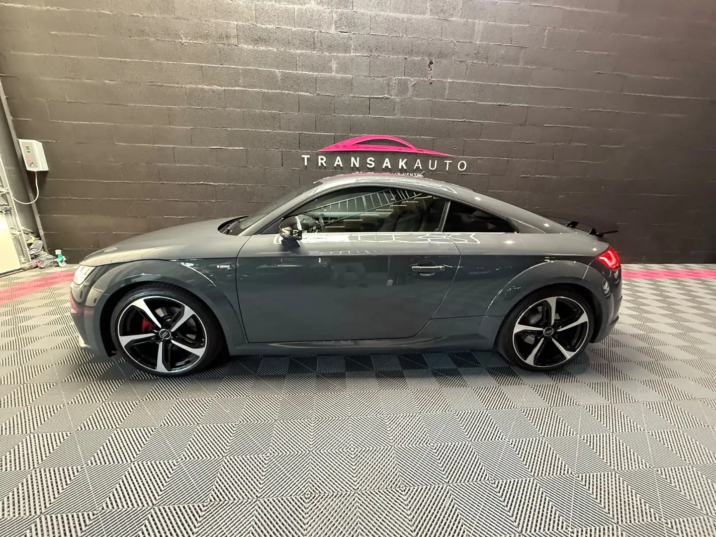 Audi Coupe S line Grey - 2