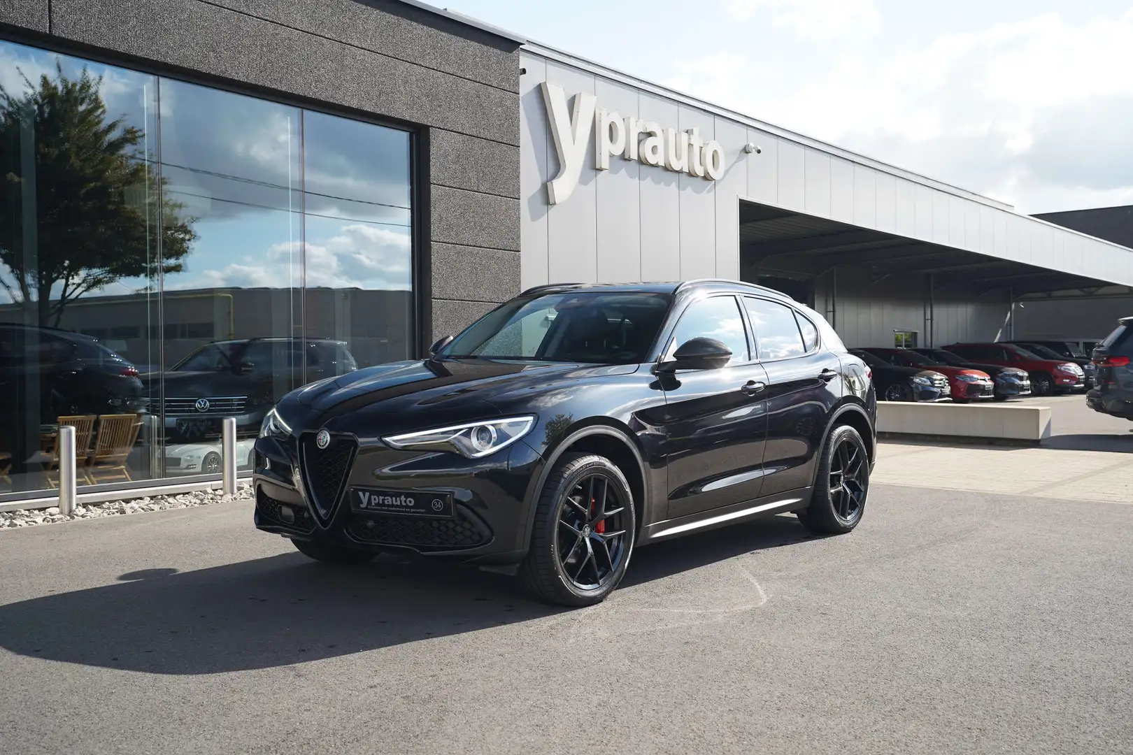 Alfa Romeo Stelvio Stelvio 2.0 Turbo 16V AT8-Q4 Navi Leder Camera 20\ Noir - 1